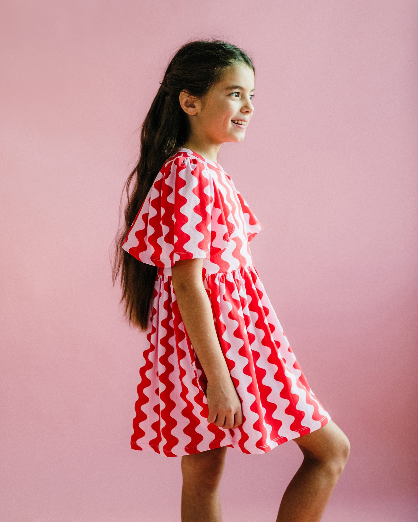 WAVY SHORT SLEEVE HOLIDAY DRESS