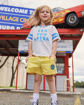 MAX SHORT IN YELLOW