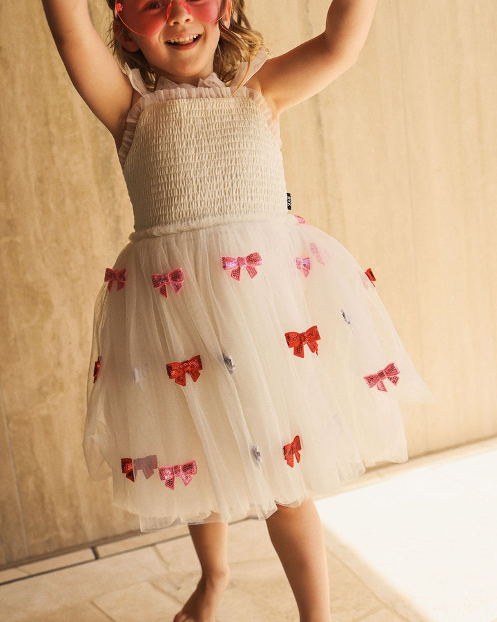 WISHES DRESS IN CREAM PINK
