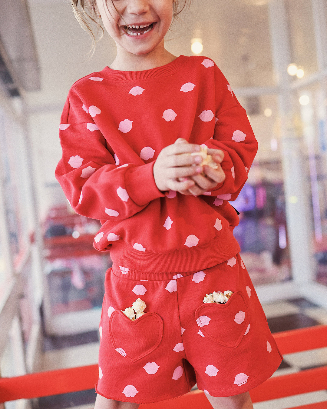 CHELSEA SET IN RED