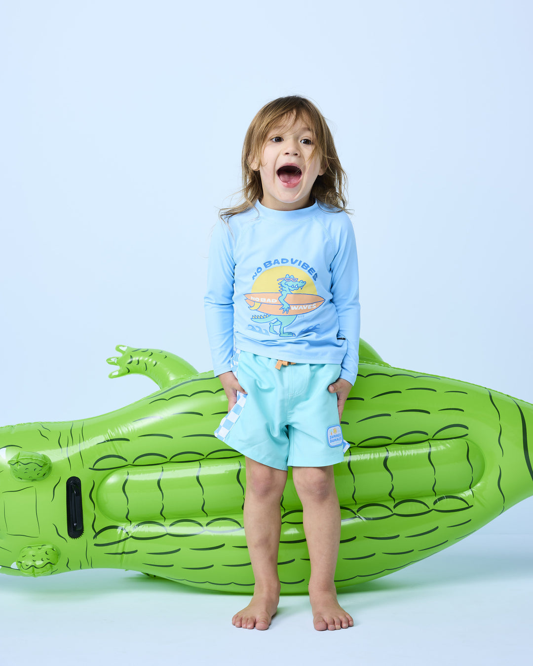 RASH VEST IN SOFT BLUE