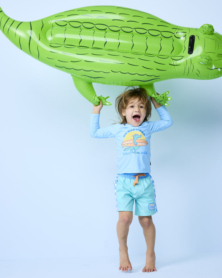 RASH VEST IN SOFT BLUE