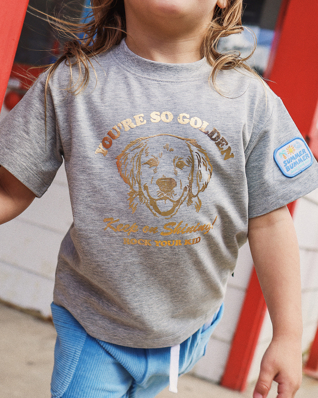 RILEY TEE IN GOLDEN HOUR