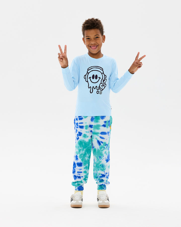 CHILL OUT DAVID LONG SLEEVE T-SHIRT IN LIGHT BLUE