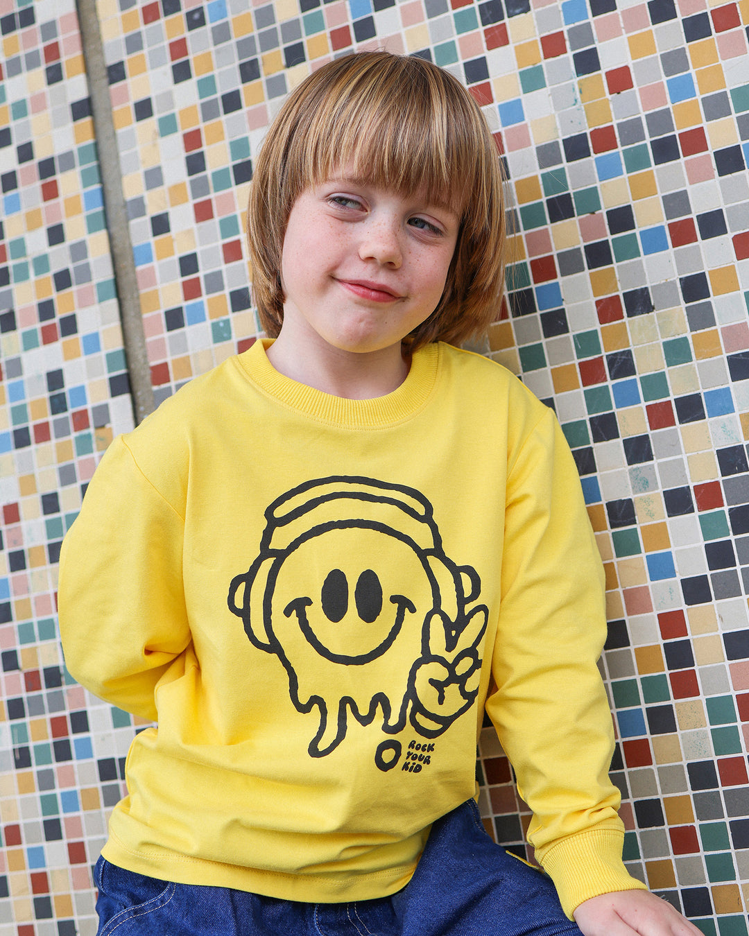 CHILL OUT DAVID LONG SLEEVE T-SHIRT IN YELLOW
