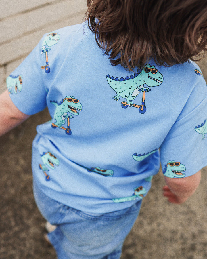 BETTS TEE IN HARBOR BLUE