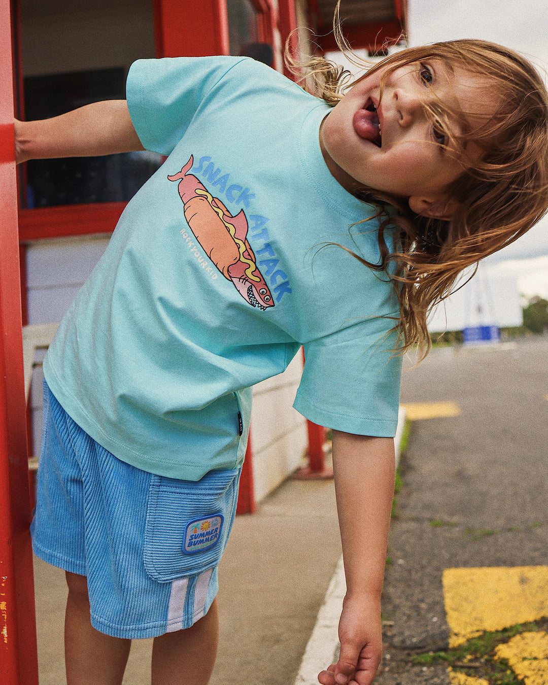 RILEY TEE IN SOFT AQUA