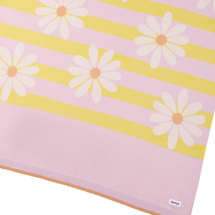 Daisy Stripe Name Blanket