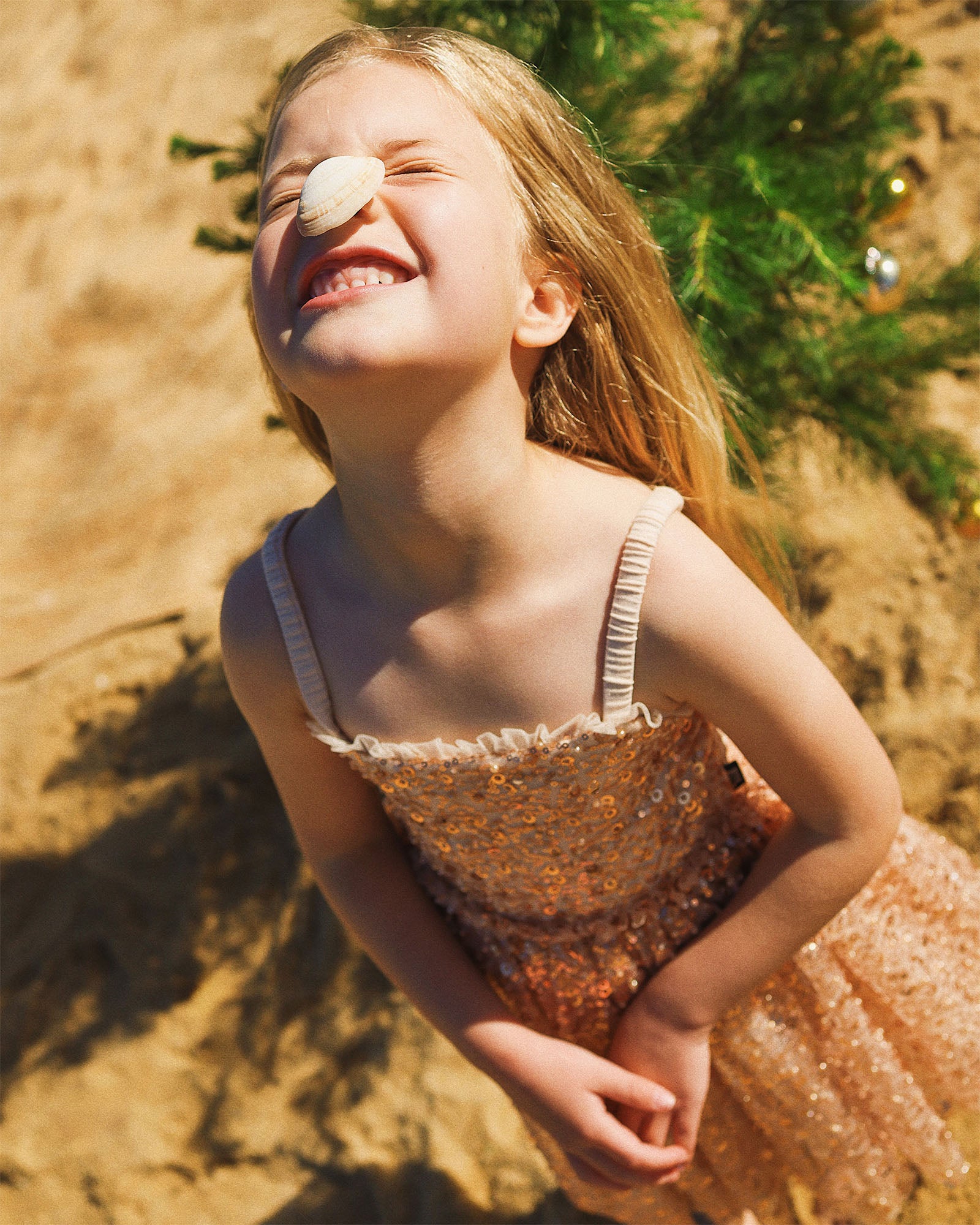 SEQUIN DISCO DRESS IN GOLD