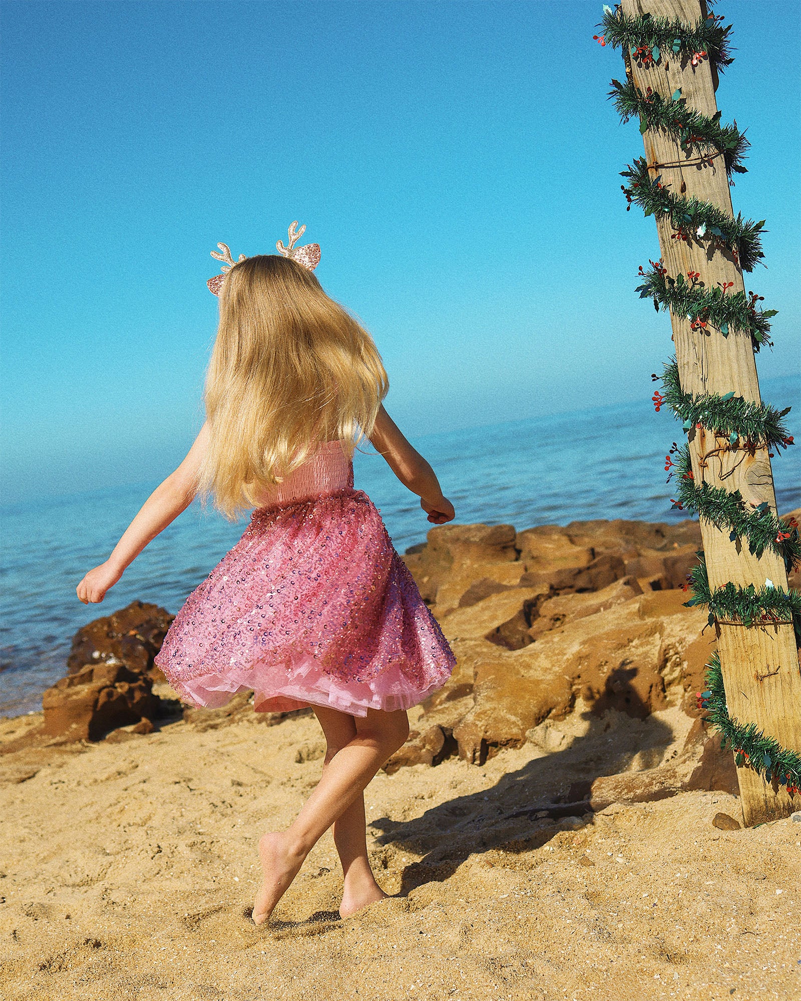 SEQUIN DISCO DRESS IN POPPY