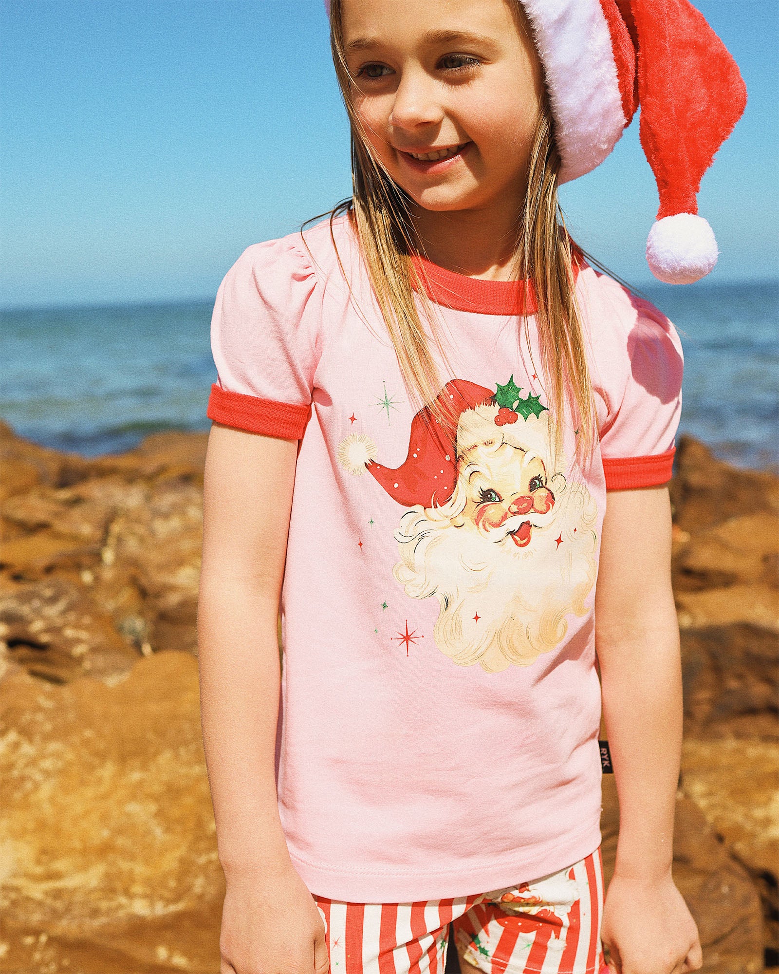JOLLY SANTA SHORT SLEEVE BILLIE RINGER T-SHIRT