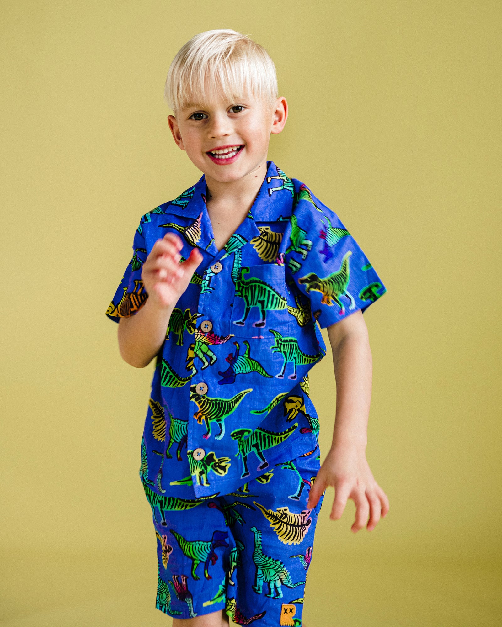 DINO POP SHORT SLEEVE SHIRT IN BLUE