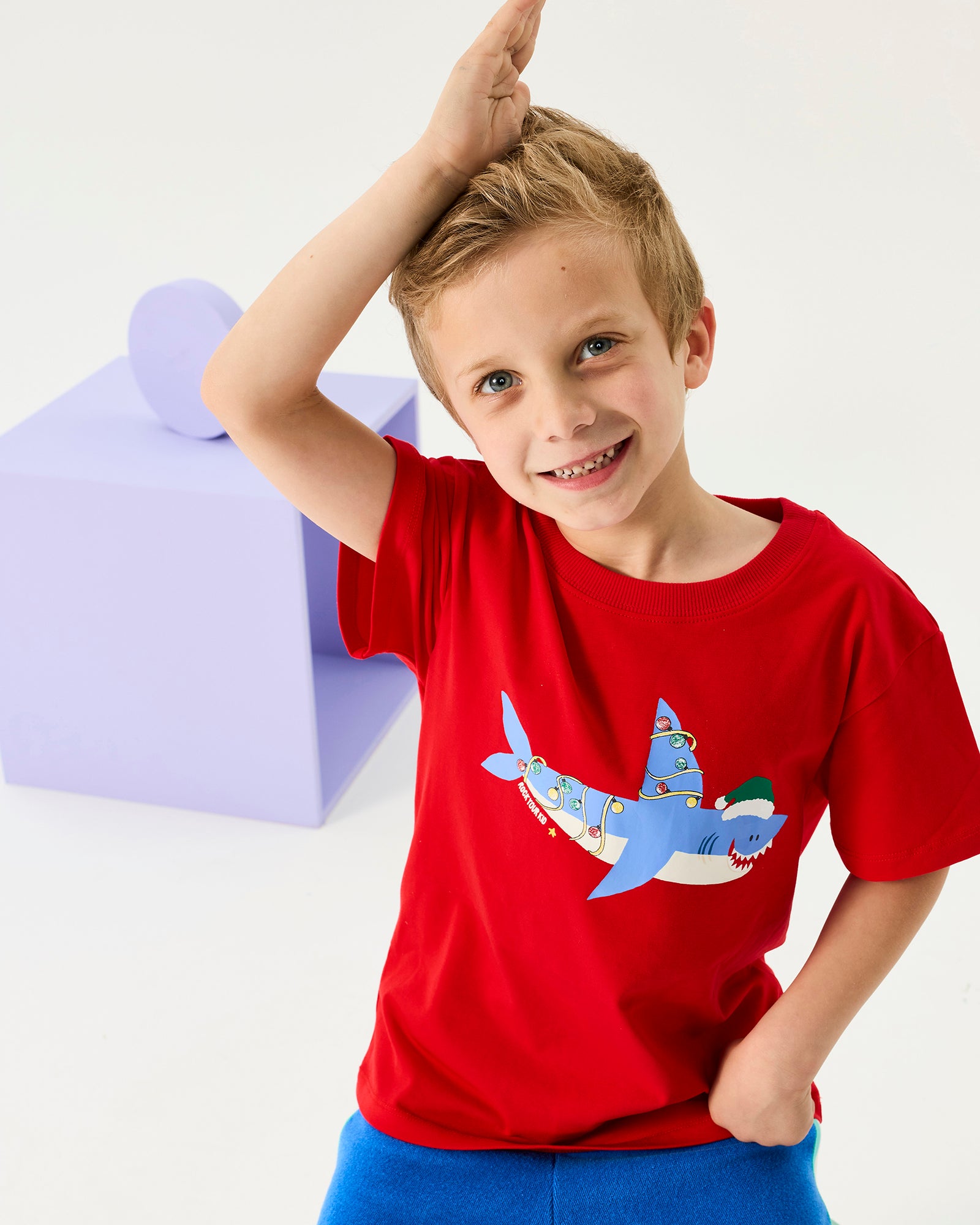 A GREAT WHITE CHRISTMAS SHORT SLEEVE T-SHIRT