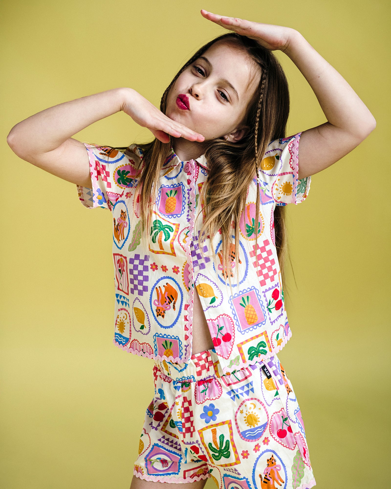 TROPICAL BEACH RESORT WOVEN SHIRT