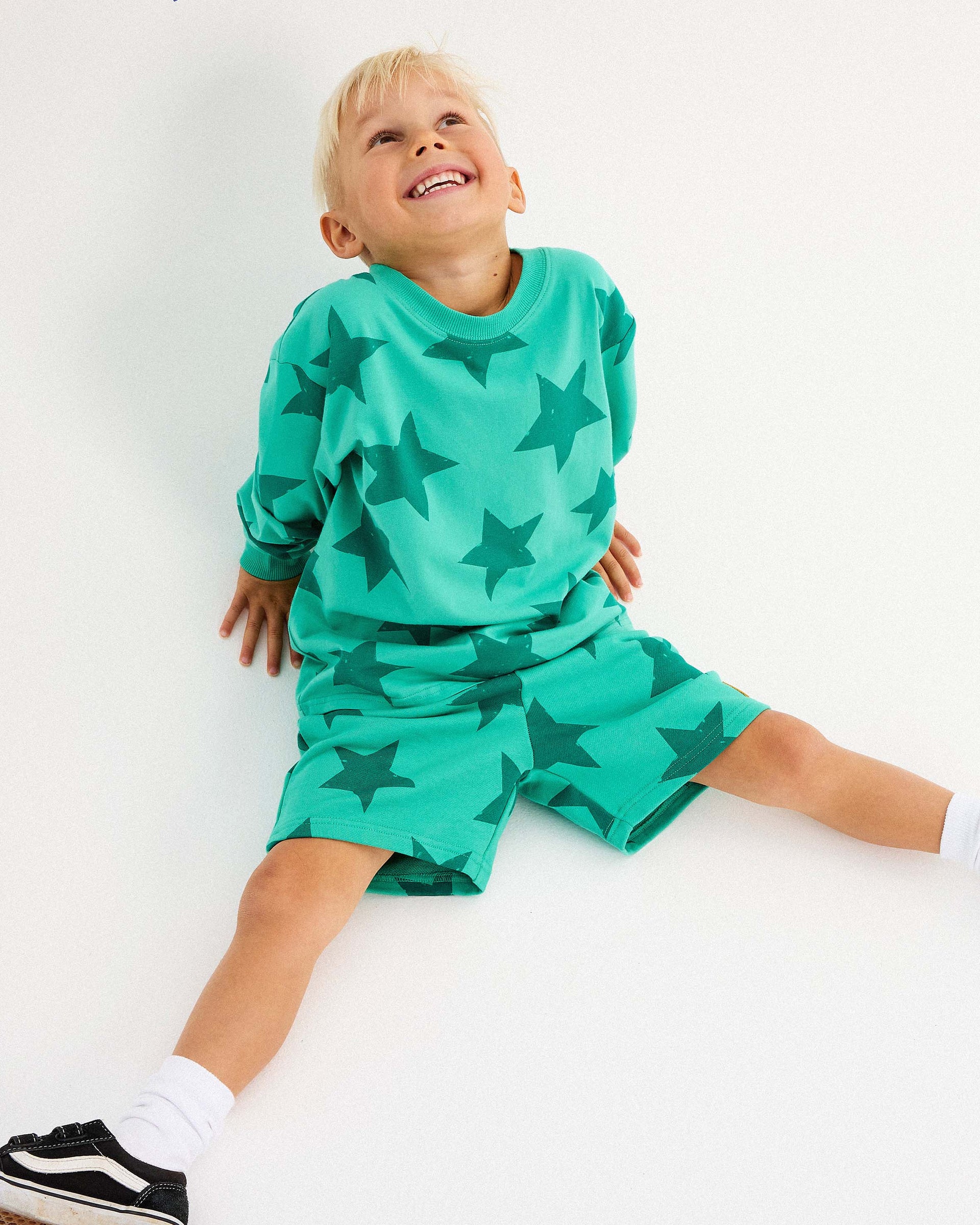 GREEN STAR LONG SLEEVE T-SHIRT