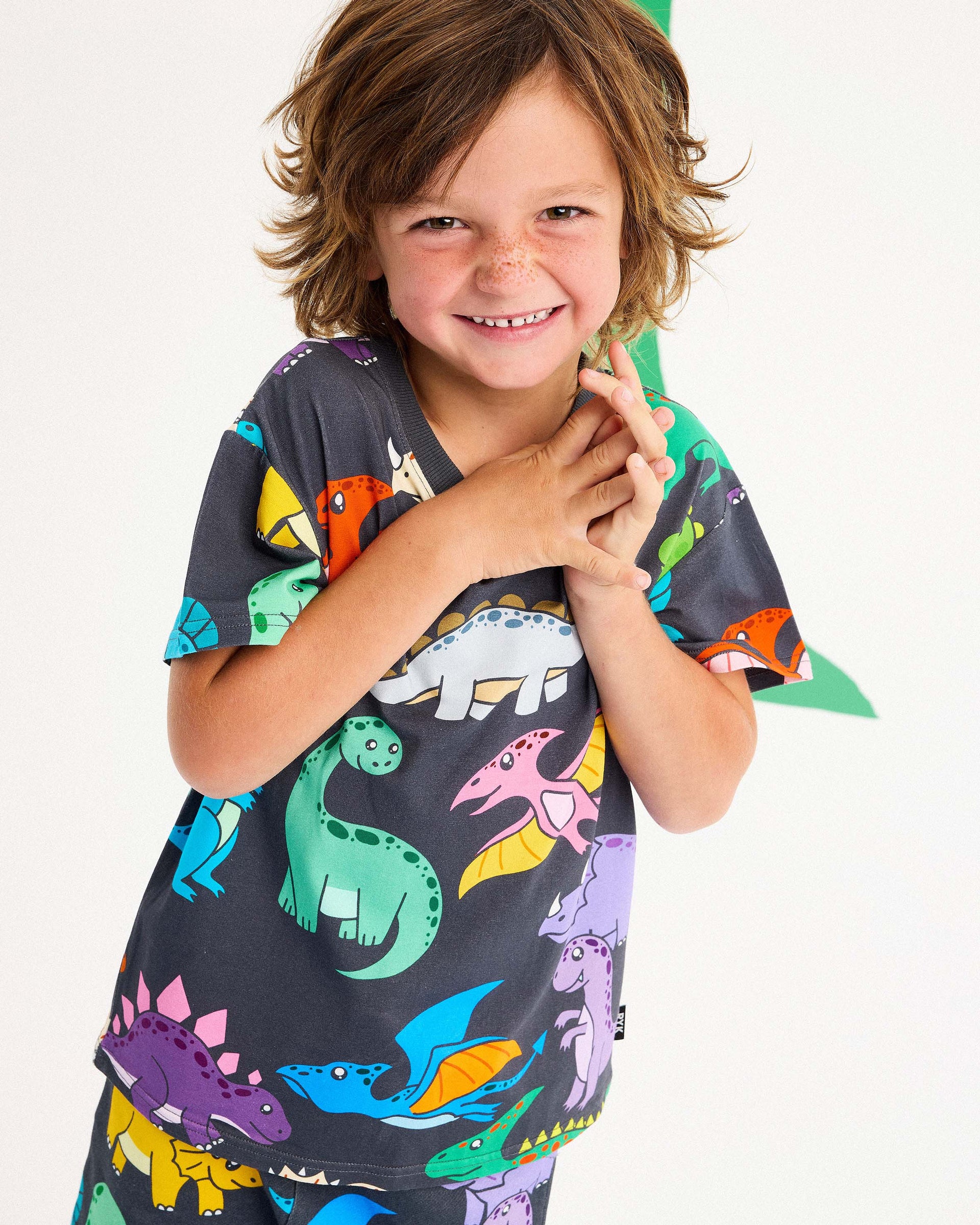 ON THE MOVE SHORT SLEEVE T-SHIRT