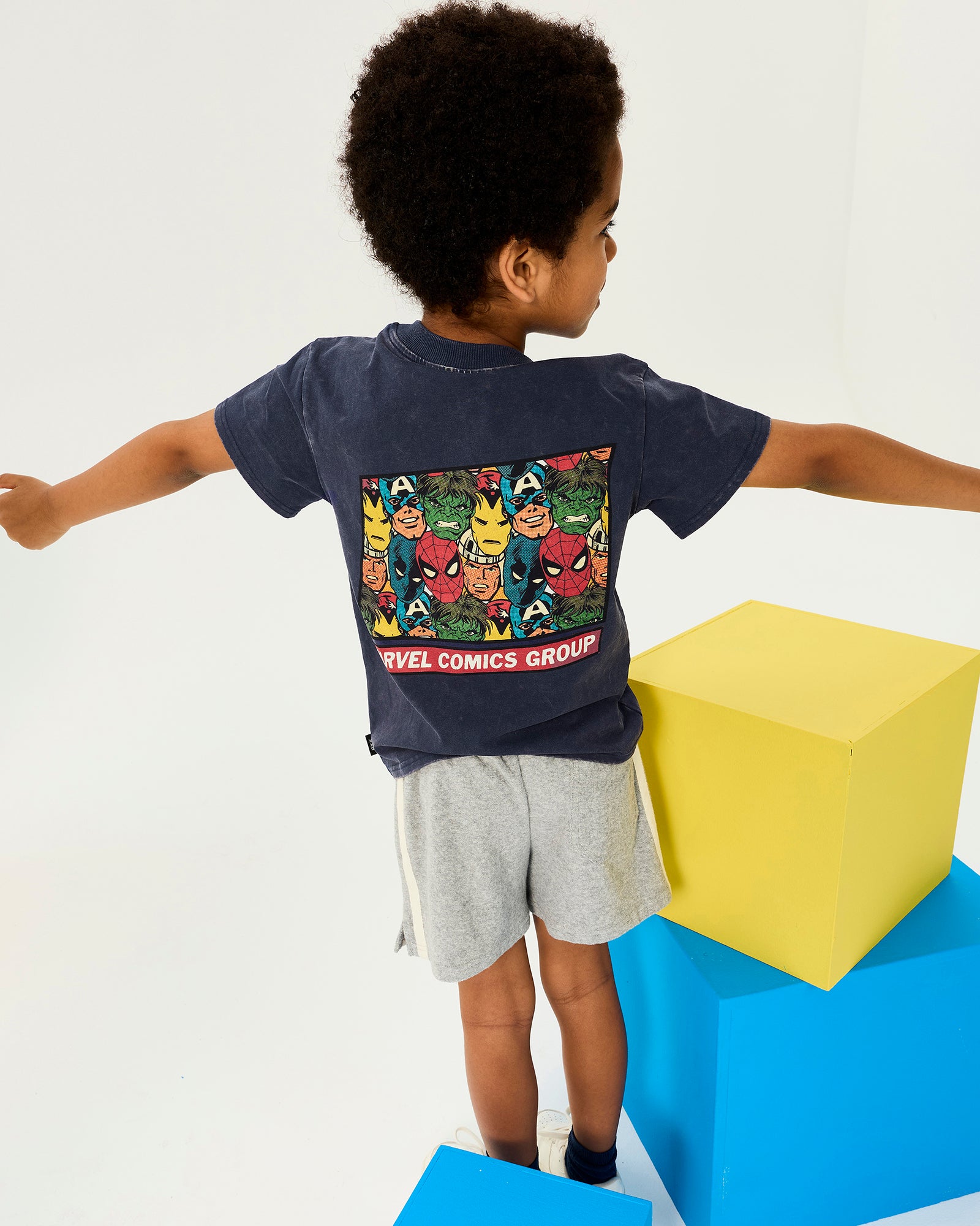 MARVEL COMICS SHORT SLEEVE T-SHIRT